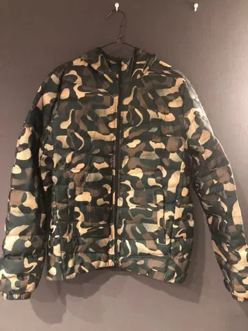 푸마 PUMA 카모플라쥬 후드 부착 다운 자켓 리버서블