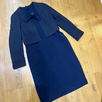새상품 LINDY 13호 원피스 수트 보타이 포함 자켓과 드레스 세트