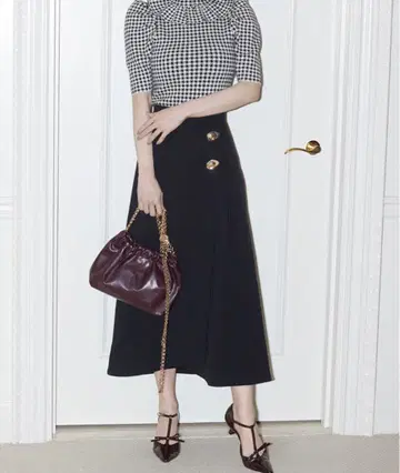 snidel 스나이델 랩 턱 스커트 블랙