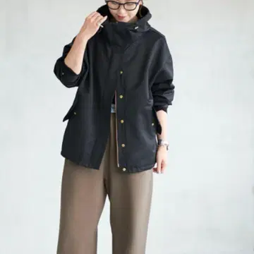 Spic and span 스픽 앤 스팬 발수 마운틴 후드티