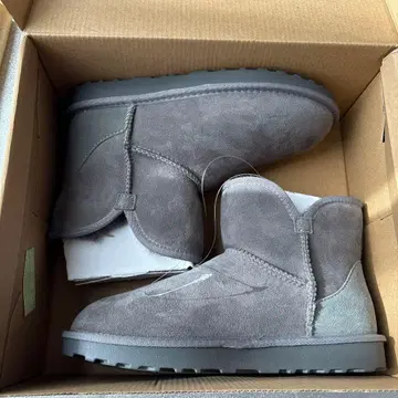 새상품 24cm 코스트코 여성용 어그 부츠 그레이 커클랜드