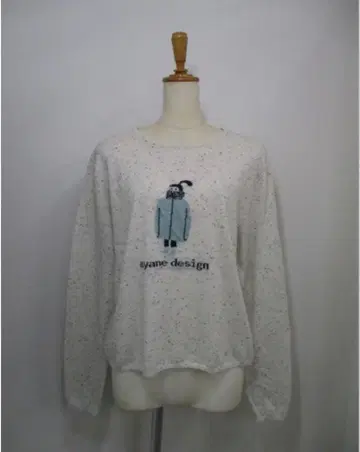 아얀 ayane 걸 모티브 자카드 니트