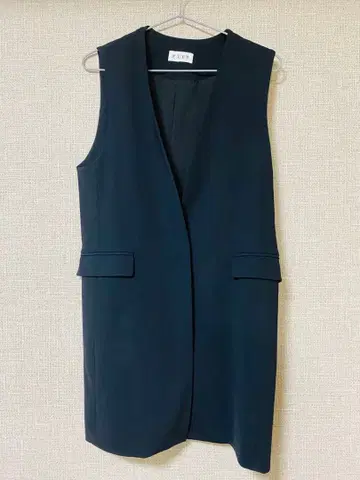 새상품 PLST 플라스테 롱베스트 블랙