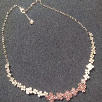 새상품급 스와로브스키 SWAROVSKI 목걸이 Cherie 초커