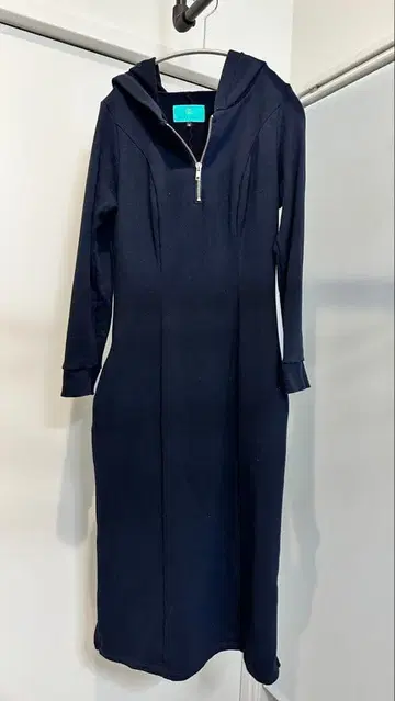 Heart closet 쭈리 지퍼 후드티 원피스 네이비 M 사이즈
