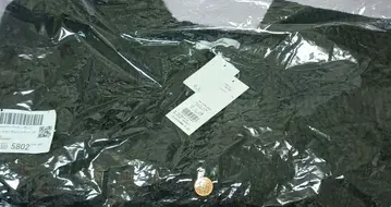 dazzlin 슬릿 케이블 니트 가디건 새상품 블랙