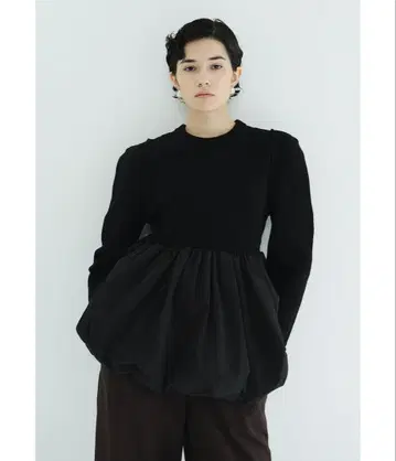 DOCKING POWERSHOULDER KNIT TOPS 블랙