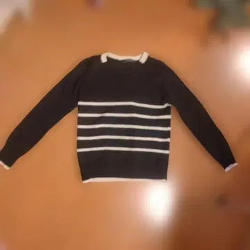 UNITED ARROWS 블랙 화이트 스트라이프 스웨터