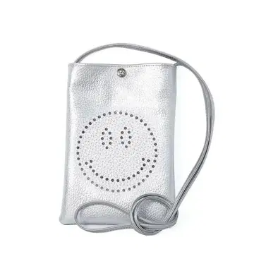 새상품급 살롱 드 알파르도 스마트폰 숄더 실버