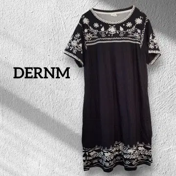 1점 한정 DERNM XL 반팔 원피스 블랙/화이트 자수 티셔츠 원피스