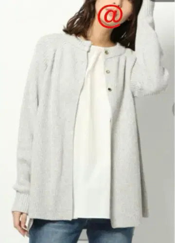 새상품급 밴야드 스톰 백 골드 버튼 레이어드 니트