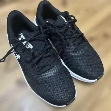 언더아머 러닝화 29cm 블랙