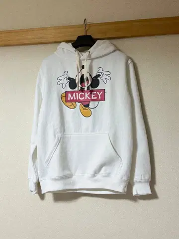 미키마우스 후드 부착 후드티 화이트