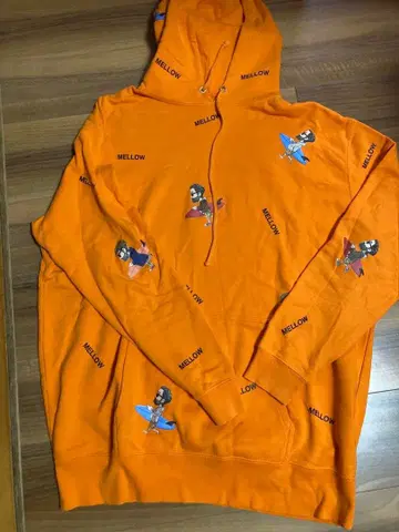 mellow 오렌지 후드티 캐릭터 자수
