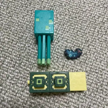 마텔 마인크래프트 피규어 이슬이 오징어