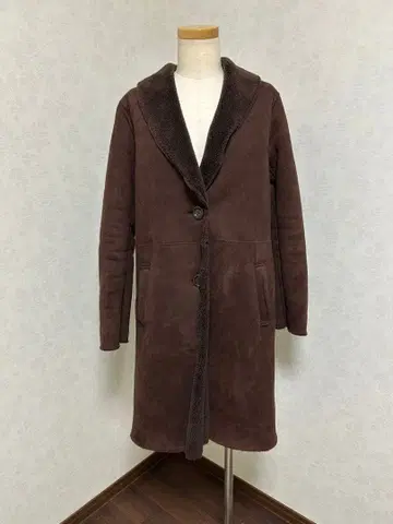 BAYFLOW 무스탕풍 롱 코트 사이즈 3