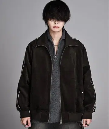 완판 재판매 없음 ADRER 코듀로이 라인 트랙 자켓