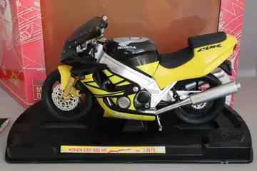 기 로이 혼다 CBR900RR 1/10 스케일, 전체 길이 약 21cm