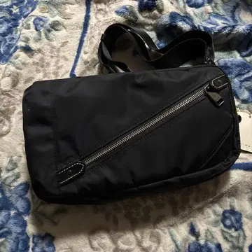 ultima 숄더백 16x29x9cm 새상품