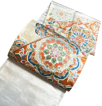 A 183 후쿠로 오비 큰 북 자수 금실 쇼소인 문양 순수 실크 기모노