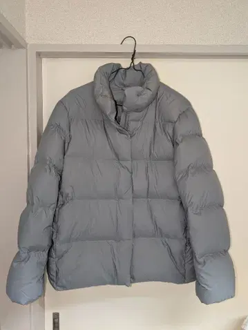 유니클로 파우더 소프트 다운 자켓 L