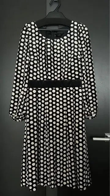 아나이 도트 벨로아 롱 원피스