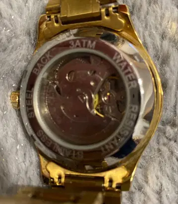 골드 스테인리스 스틸 손목시계