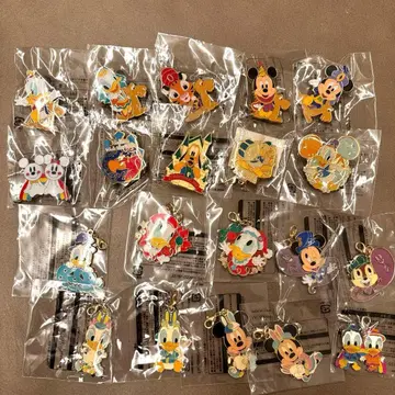 디즈니 핀 배지 세트