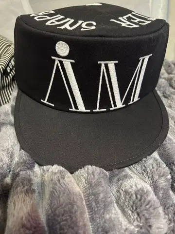 스냅백 볼러캡 2013년제