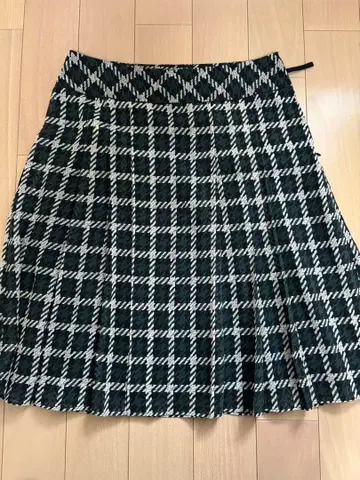 UNTITLED 하운드투스 패턴 플리츠 스커트 사이즈 3
