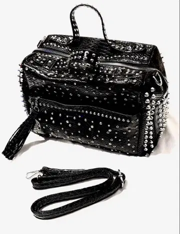 스터드 큐빅 백 새상품