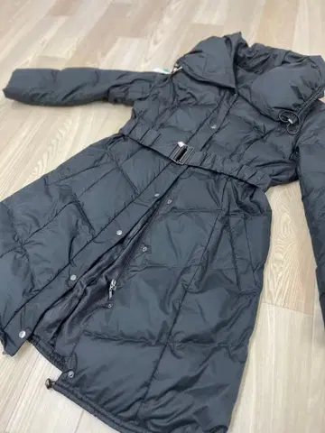 여성용 다운 코트 벨트 포함 블랙