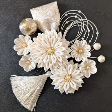 츠마미잔구 머리 장식 시로무쿠 성인식 결혼식 이로무치카케 후리소데