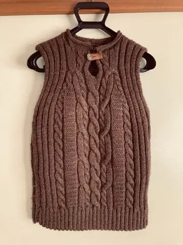 네팔제 울 100% 케이블 니트 베스트