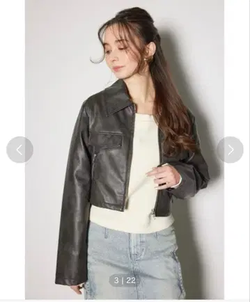 rienda 인조 가죽 포켓 디자인 숏 자켓