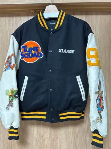 XLARGE 스페이스 잼 바시티 자켓 S 사이즈