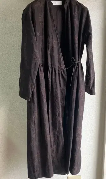 [ 새상품급 ] nooy 플라워 자카드 카슈쿨 드레스