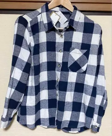 [미사용 새상품] CARINA 플란넬 체크 셔츠 M~L 사이즈