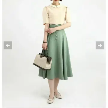 하이웨스트 스캘럽 플레어 스커트 / an another angelus