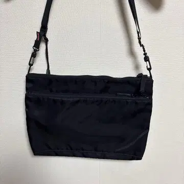 그라프 페이퍼 블랙 숄더백 나일론