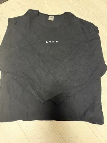 LYFT 블랙 긴팔 트레이닝복