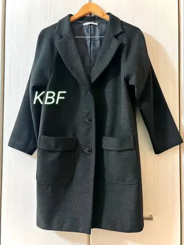KBF 다크 그레이 체스터 코트