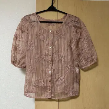 RANDA 자수 블라우스