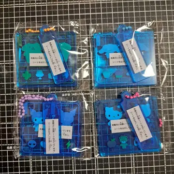 산리오 플라스틱 모델풍 키링 4개 세트