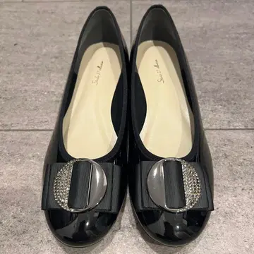 [ 새상품급 ] 심플 펌프스 출퇴근 오피스 블랙 블랙 플랫 24.5