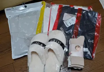 태민 파자마 T셔츠 슬리퍼 양말