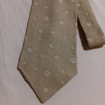 EMPORIO ARMANI 엠포리오 아르마니 넥타이