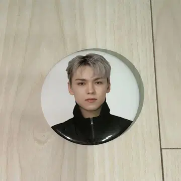 SEVENTEEN VERNON FOLLOW 캔뱃지