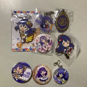 안나 모치즈키 키링 배지 세트