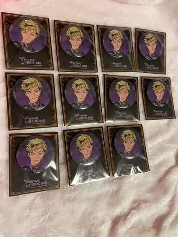 니지산지 애니메이트 카페 아니카페 벤타크로우브링거 캔뱃지